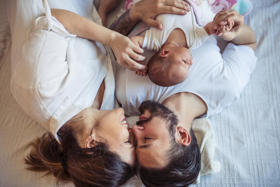 Duhovit priročnik: Pet faz seksa po prihodu novorojenčka