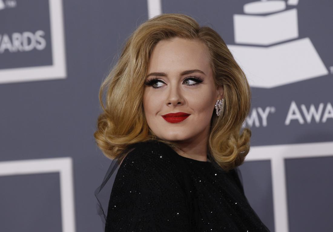 Adele osupnila s fotografijo v bikiniju