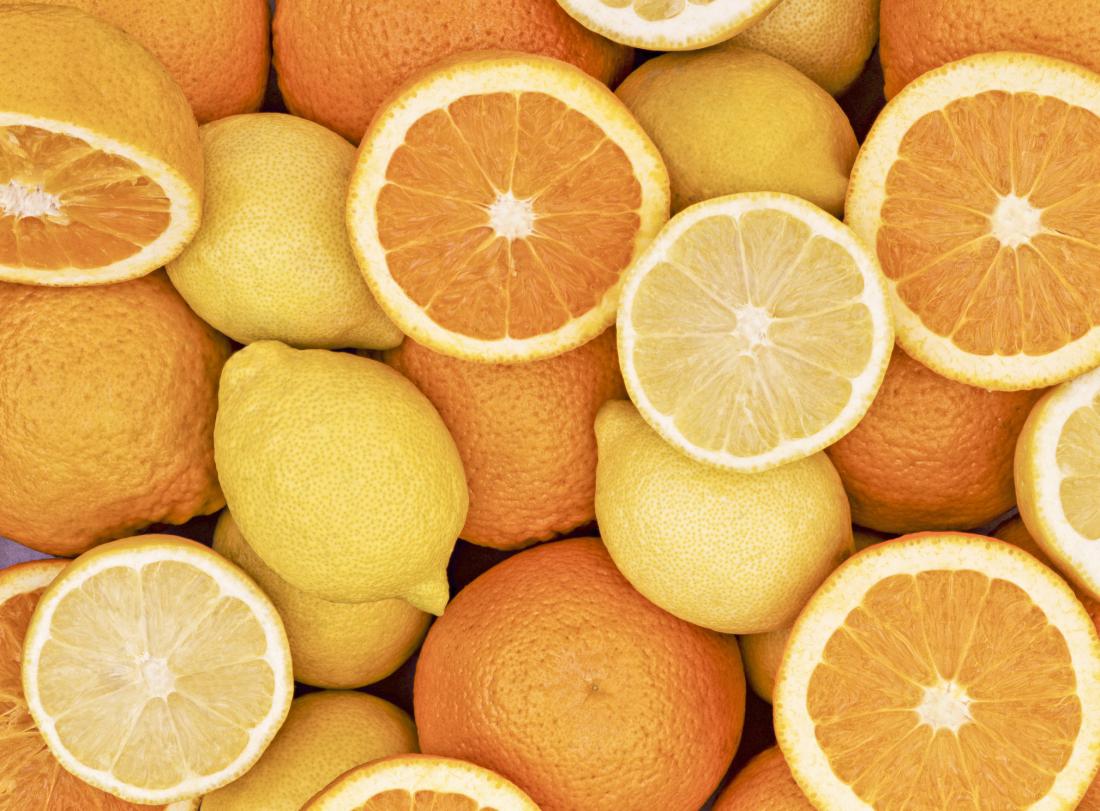 Vsi pozitivni učinki pomaranč (in zakaj je dober tudi olupek)