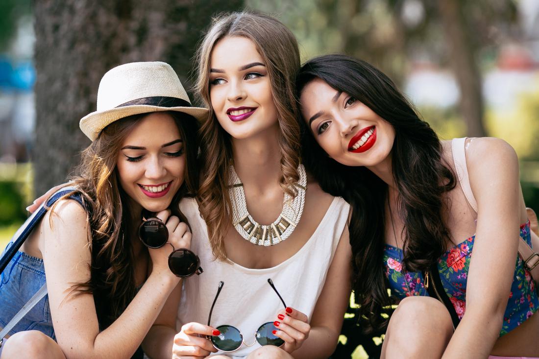 3 top trendi za poletni make-up