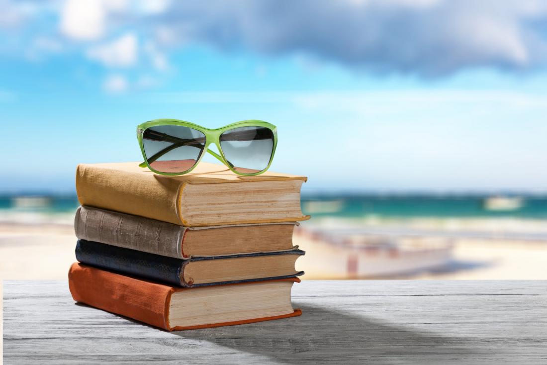 Mičnin izbor: 10 knjig za letošnje poletno branje