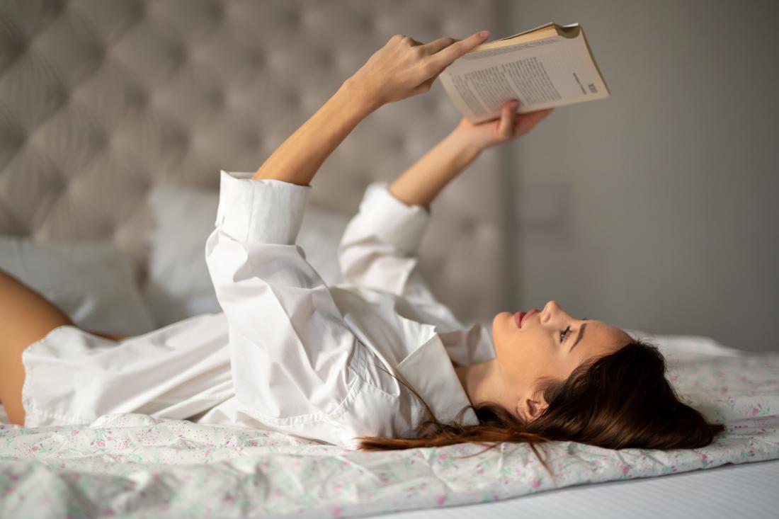 Raziskava dokazuje: ženske, ki berejo erotične romane, so nadpovprečno  …