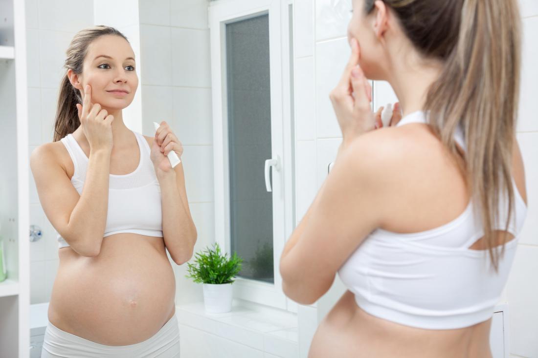 Nega v nosečnosti: Sestavine, ki se jim izogibajmo