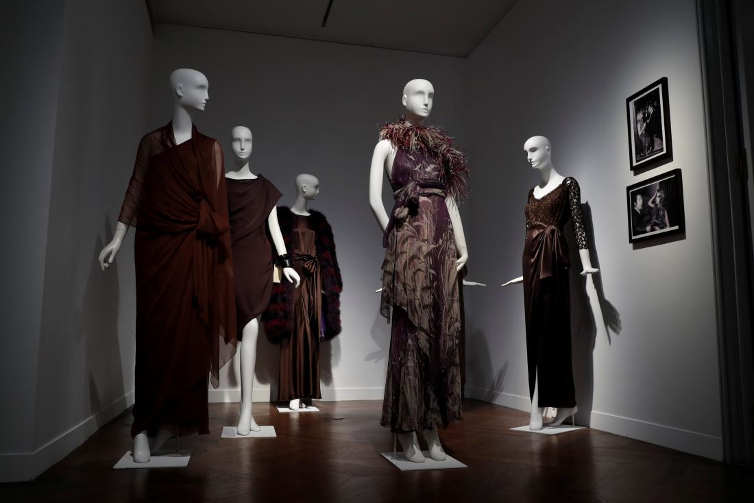 Šest pariških muzejev v čast Yves Saint Laurentu