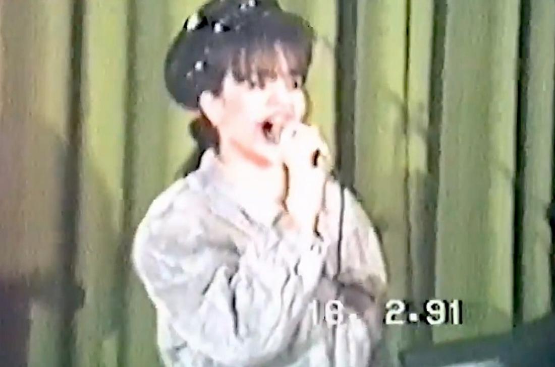 Neprecenljivo: Severina leta 1991 na maturantskem plesu v Drnišu (VIDEO)