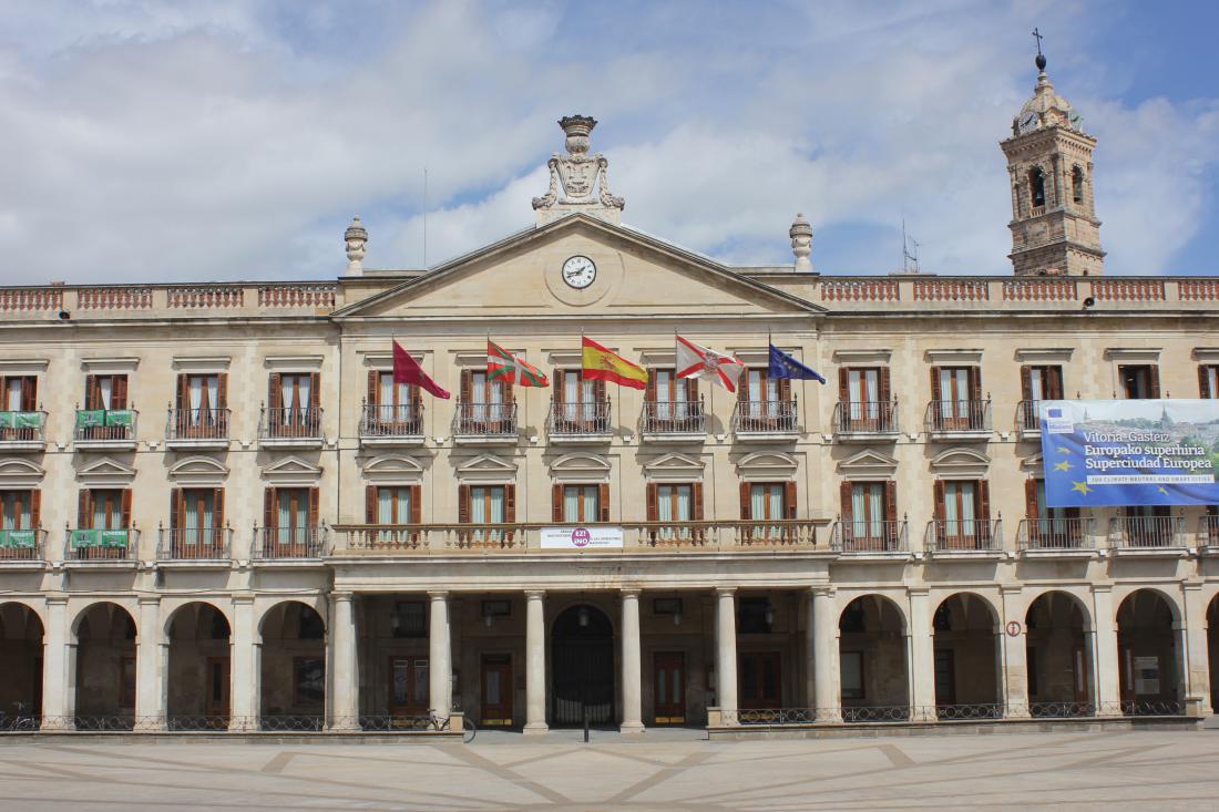 Mestna hiša je ena mogočnejših zgradb Vitorie-Gasteiz.